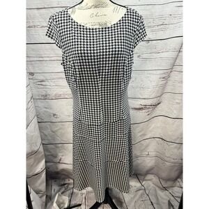 Anne Klein Black White Houndstooth Cap Sleeve Sheath Dress Size 14 Career Office